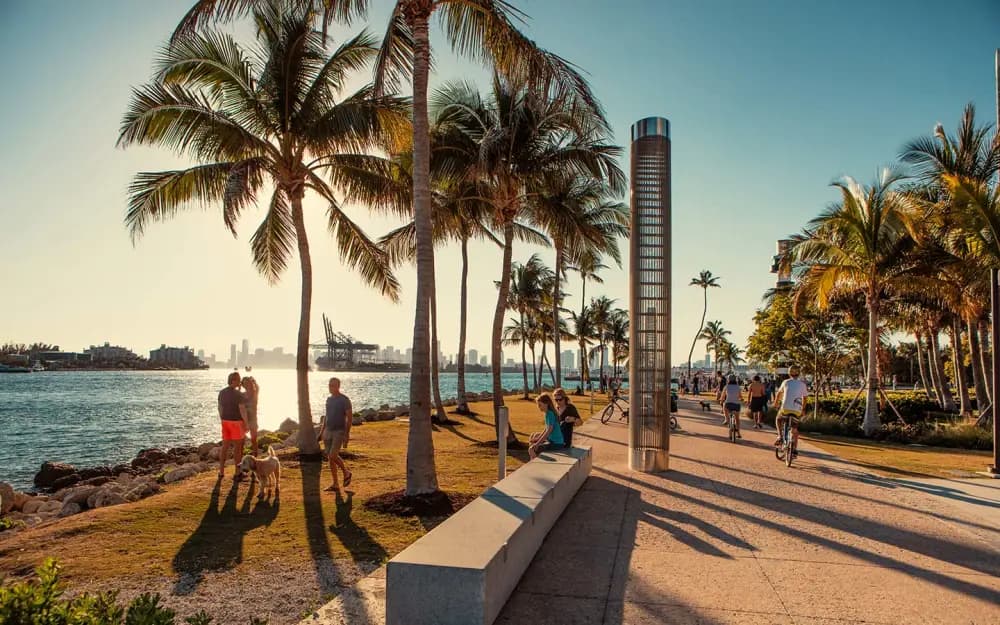 South Pointe Park Stroll