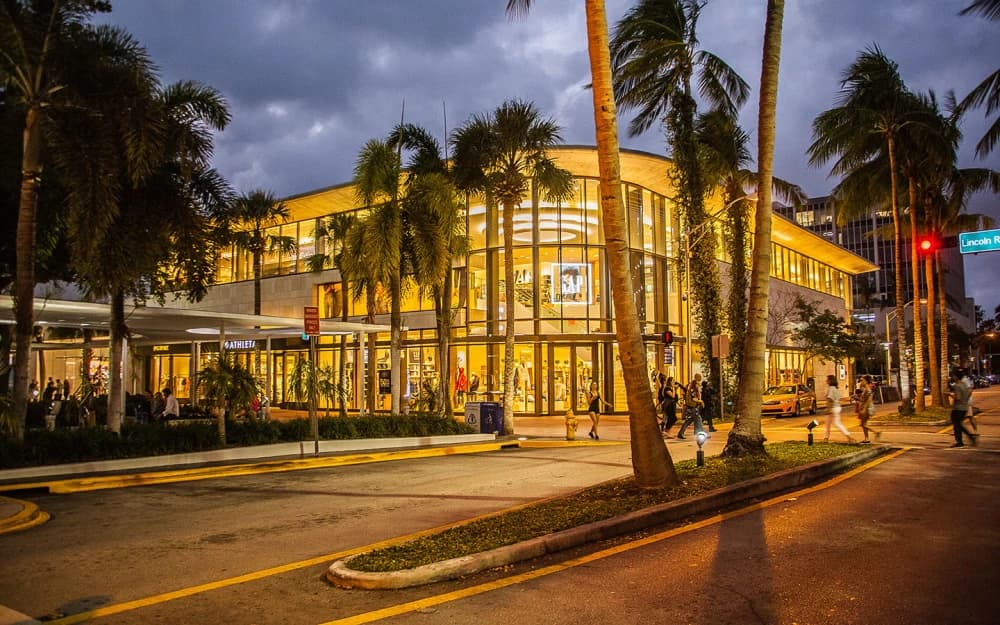Lincoln Road Shopping & Dining